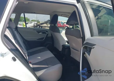 2021 Toyota Rav4 Xle из США, поврежденный, VIN 2T3W1RFV9MW114868